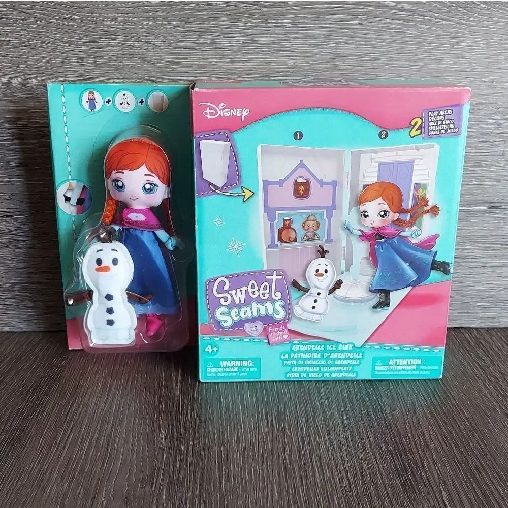 Disney Frozen Sweet Seams Arandelle Ice Rink Set With Anna & Olaf Doll Figures